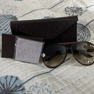 Gucci glasses
